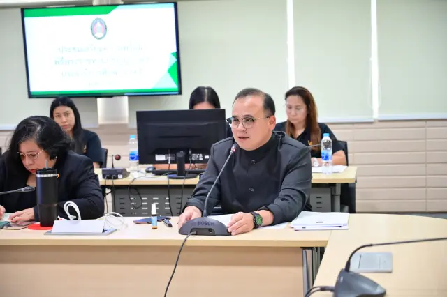 ประชุมคณะกรรมการปฏิบัติงานและฝึกซ้อมบัณฑิตพิธีพระราชทานปริญญาบัตร
